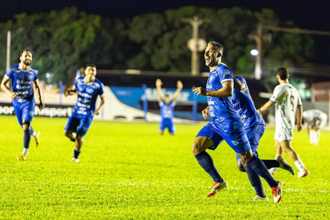 Ivinhema vence Oper&aacute;rio, encosta na lideran&ccedil;a e complica vida do advers&aacute;rio na S&eacute;rie D do Brasileiro