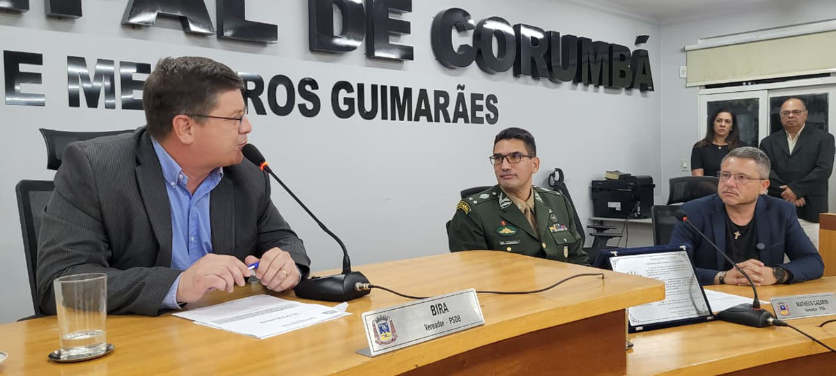 C&acirc;mara homenageia general-de-brigada Carneiro com o t&iacute;tulo de Cidad&atilde;o Corumbaense