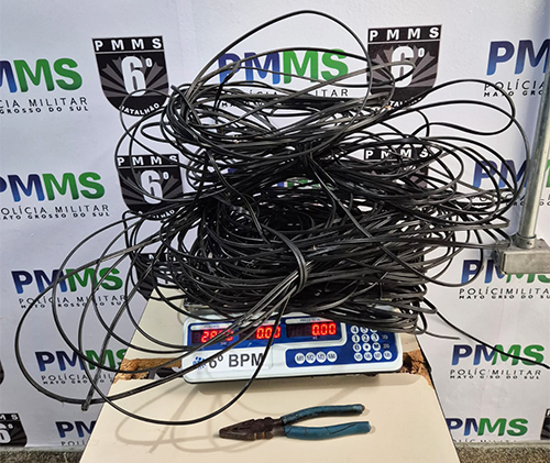 Polícia Militar prende homem por furto de fiação da iluminação pública em Corumbá