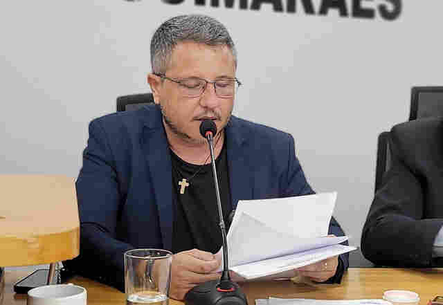 Matheus pede regulamenta&ccedil;&atilde;o da jornada de trabalho de profissionais da enfermagem