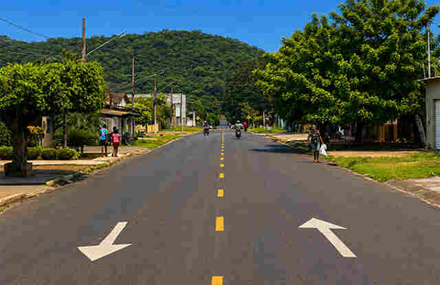 Rua Minas Gerais volta a ter m&atilde;o dupla em Corumb&aacute; ap&oacute;s mudan&ccedil;a no sistema vi&aacute;rio