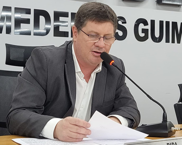 Bira pede interven&ccedil;&atilde;o do Munic&iacute;pio para melhorar condi&ccedil;&otilde;es de vida dos moradores do Cristo