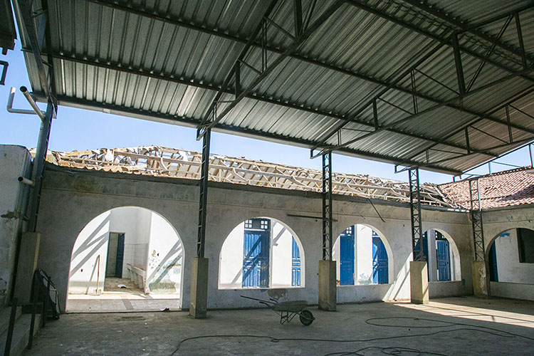 Prefeitura reabre licita&ccedil;&atilde;o para concluir reforma da Escola Pedro Paulo de Medeiros