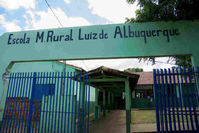 Vereador Jovan cobra medidas para recupera&ccedil;&atilde;o da Escola Municipal Rural de Educa&ccedil;&atilde;o Integral Luiz de Albuquerque no Distrito de Albuquerque