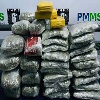 Quatro passageiros s&atilde;o detidos pela PM por tr&aacute;fico de drogas em &ocirc;nibus no Posto Lampi&atilde;o Acesso em Corumb&aacute; 