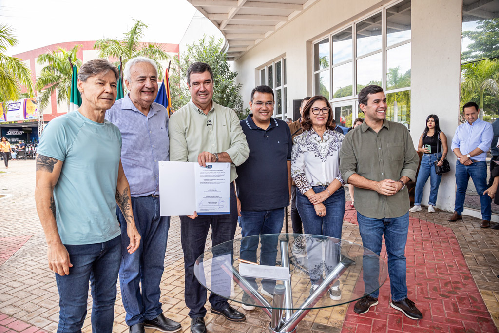 Governo lan&ccedil;a obras de R$ 27,9 milh&otilde;es em Corumb&aacute; durante agenda de Riedel com prefeito Dr. Gabriel Alves 