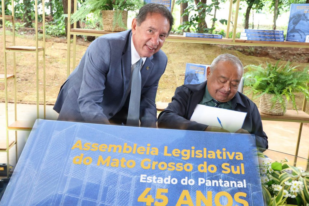 Livro que conta os 45 anos da Assembleia Legislativa de Mato Grosso do Sul &eacute; lan&ccedil;ado 