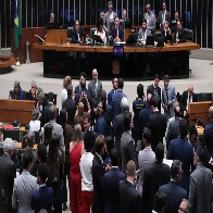 C&acirc;mara aprova, em primeiro turno, PEC do fim da escala 6x1 