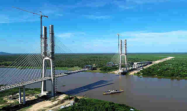 C&acirc;mara aprova dar nome de Heitor Miranda dos Santos para trecho brasileiro de ponte entre Brasil e Paraguai  