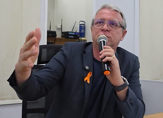 Projeto de Samyr prioriza matr&iacute;culas a filhos e dependentes de mulheres v&iacute;timas de viol&ecirc;ncia
