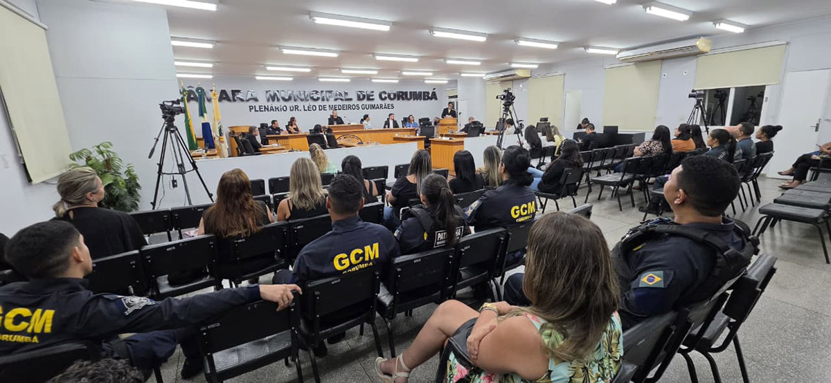 Ato na C&acirc;mara de Corumb&aacute; marca dia e abertura da Semana de Combate ao Feminic&iacute;dio no munic&iacute;pio 