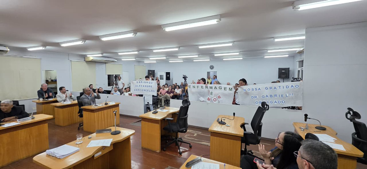 Câmara aprova projeto que reduz jornada de 30 horas para profissionais de enfermagem