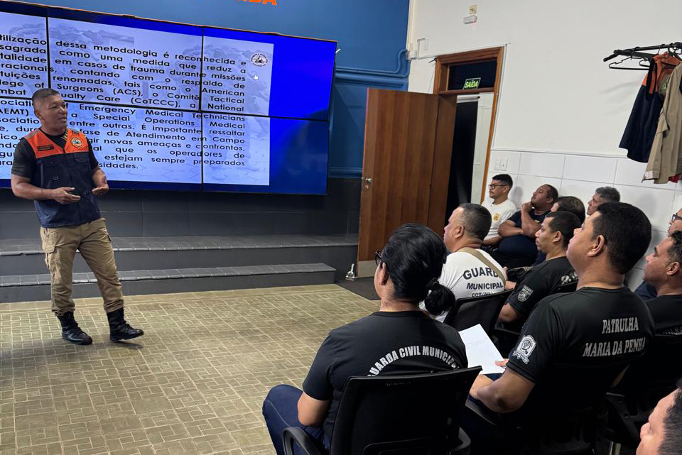 Forma&ccedil;&atilde;o para obten&ccedil;&atilde;o de porte funcional qualifica servi&ccedil;o da Guarda Municipal