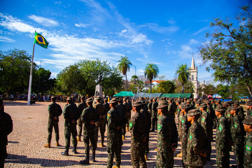 Corumbá celebrou 159 anos da Retomada com solenidade na Praça da Independência