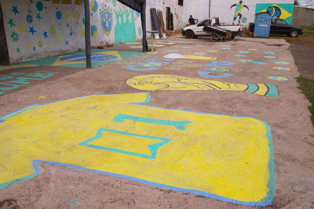 Prefeitura orienta sobre pintura, decoração e interdição de ruas durante os jogos do Brasil