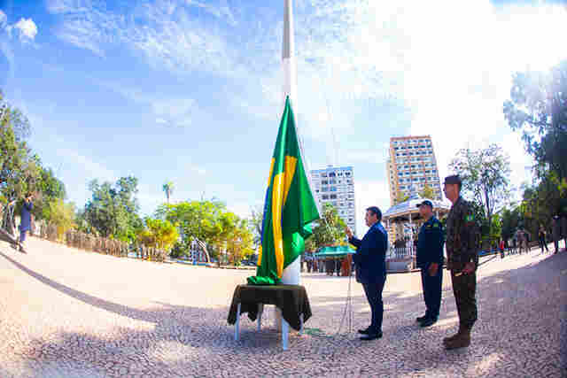 Corumb&aacute; celebrou 159 anos da Retomada com solenidade na Pra&ccedil;a da Independ&ecirc;ncia