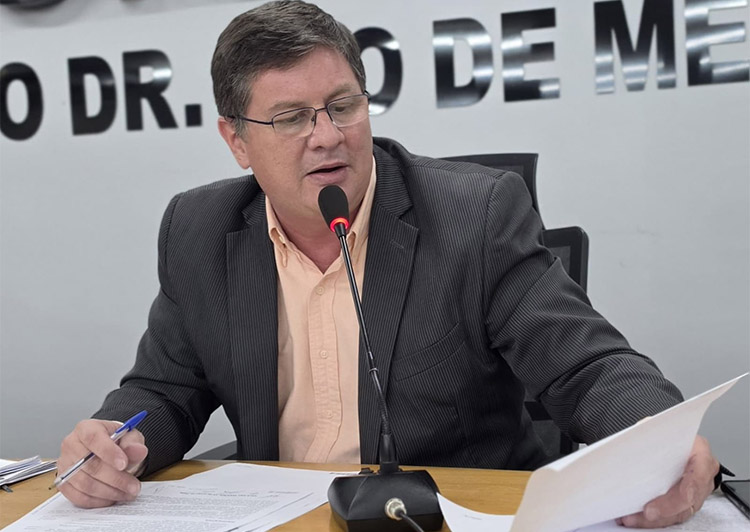 Bira questiona demora na marca&ccedil;&atilde;o e realiza&ccedil;&atilde;o de exames diagn&oacute;sticos pelo SUS em Corumb&aacute;