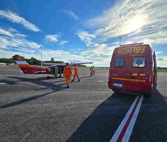 Bombeiros realizam resgate aerom&eacute;dico de paciente ind&iacute;gena com quadro de mal-estar no Pantanal de Corumb&aacute;
