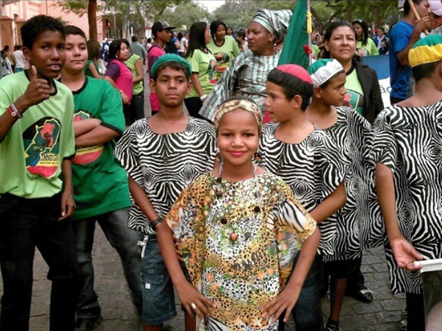 Comunidade Quilombola Fam&iacute;lia Oz&oacute;rio celebra S&atilde;o Jo&atilde;o com f&eacute;, ancestralidade e tradicional banho no Rio Paraguai