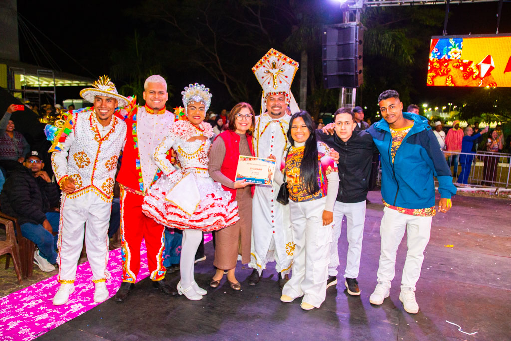 Paixão Pantaneira e Entre Flores e Fé vencem concursos de Quadrilhas e Miniandor