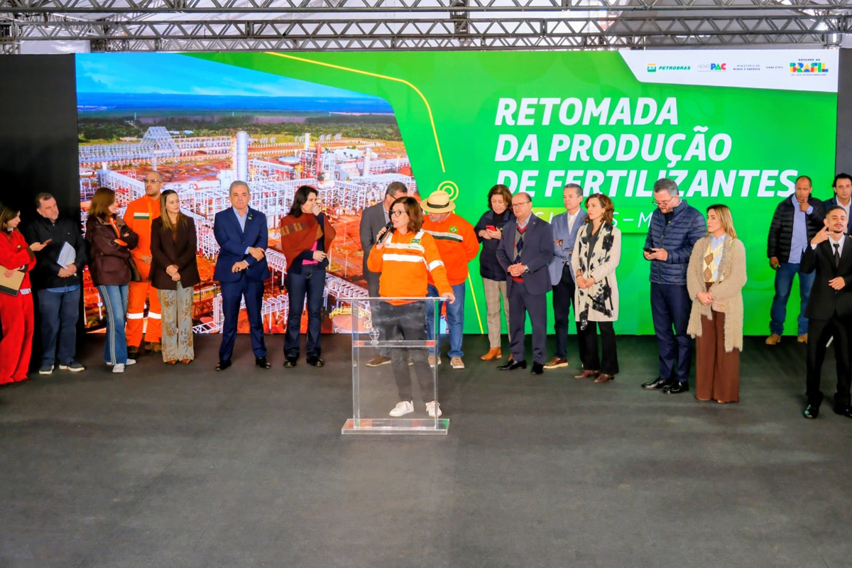 Petrobras assina contratos para retomada das obras da UFN III  ﻿com a presen&ccedil;a do presidente Lula