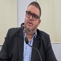 Jovan cobra informa&ccedil;&otilde;es sobre cargos efetivos vagos e convoca&ccedil;&atilde;o de aprovados em concurso