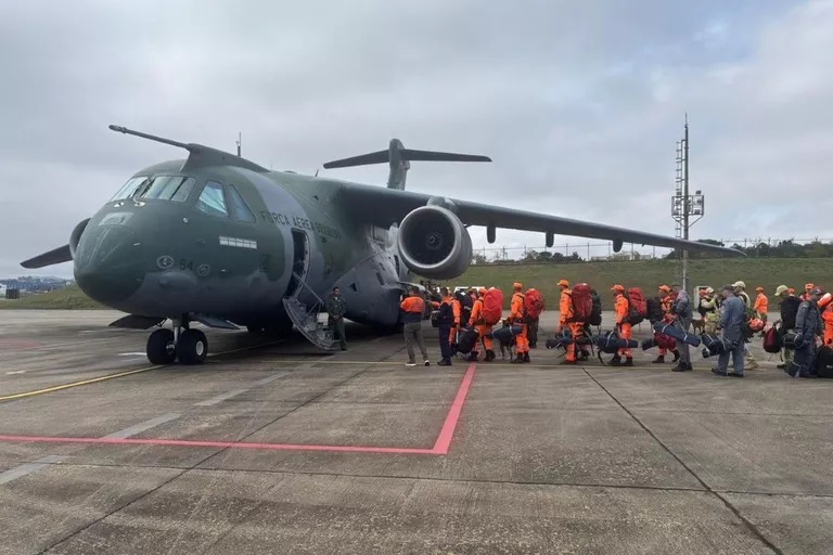 Brasil enviar&aacute; segundo voo humanit&aacute;rio &agrave; Venezuela com hospital de campanha e purificadores de &aacute;gua