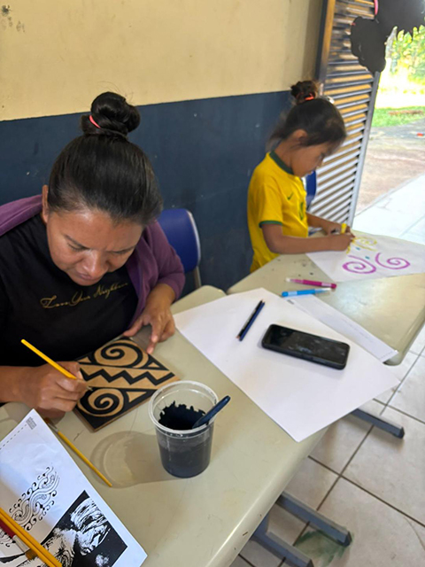 Oficinas de pintura e cer&acirc;mica fortalecem artesanato Kadiw&eacute;u e gera&ccedil;&atilde;o de renda no Pantanal 