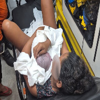 Beb&ecirc; Brian nasce dentro de viatura do Corpo de Bombeiros durante atendimento em Lad&aacute;rio