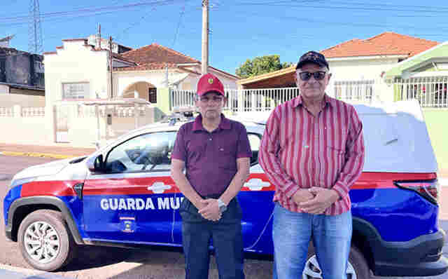 Guardas municipais se aposentam ap&oacute;s mais de 40 anos dedicados &agrave; prote&ccedil;&atilde;o de Lad&aacute;rio