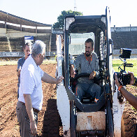 FFMS apresenta etapa de revitaliza&ccedil;&atilde;o do gramado do Moren&atilde;o e refor&ccedil;a parceria com Governo do Estado