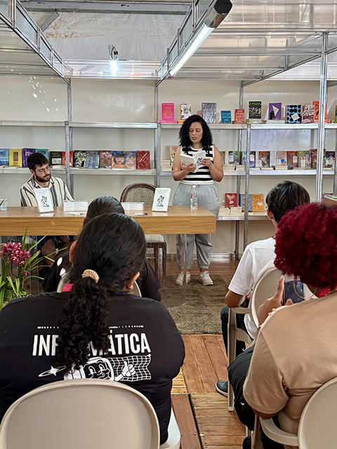 FLIB celebra 10 anos com recorde de lan&ccedil;amentos de livros e fortalece espa&ccedil;o para autores