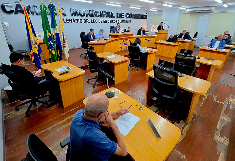 C&acirc;mara aprova projeto que regulamenta recesso de t&eacute;cnicos de apoio pedag&oacute;gico