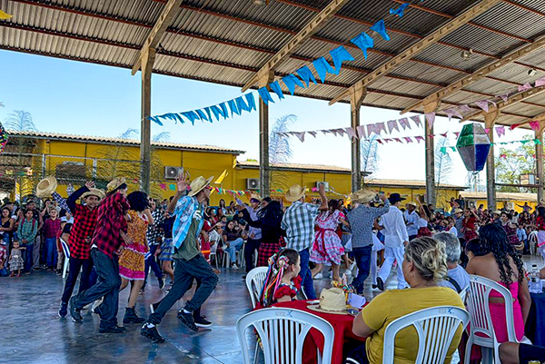 Festas julinas da REME fortalecem integração entre escolas, famílias e comunidade