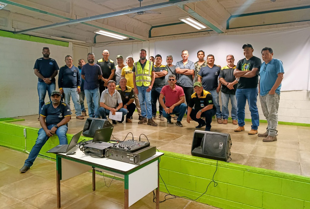 Prefeitura de Corumb&aacute; realiza capacita&ccedil;&atilde;o para motoristas do transporte escolar