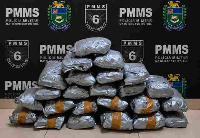 Opera&ccedil;&atilde;o Protetor das Fronteiras apreende 13,3 quilos de skunk e prende mulher por tr&aacute;fico em Corumb&aacute;