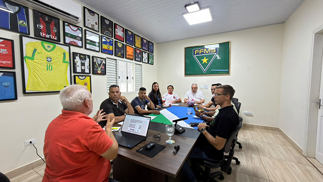 Futebol feminino é destaque na FFMS: dirigentes alinham detalhes do Campeonato Sul-Mato-Grossense 2026