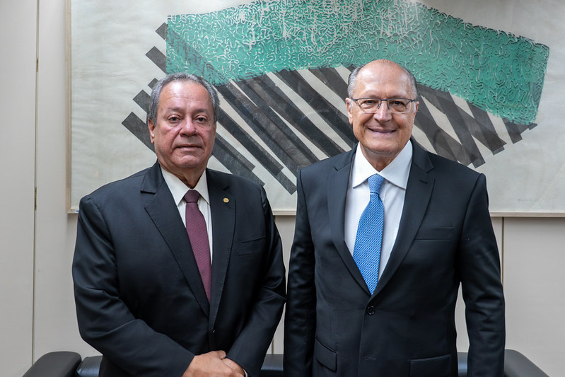 Presidente da CNI discute com Alckmin a cria&ccedil;&atilde;o de uma nova miss&atilde;o da Nova Ind&uacute;stria Brasil