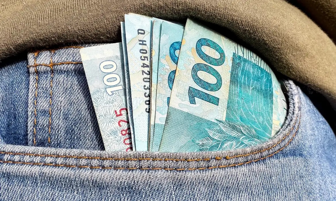  FGTS: 138 milh&otilde;es de trabalhadores receber&atilde;o R$ 13 bilh&otilde;es de lucros. Cr&eacute;dito ser&aacute; feito at&eacute; dia 31 de agosto