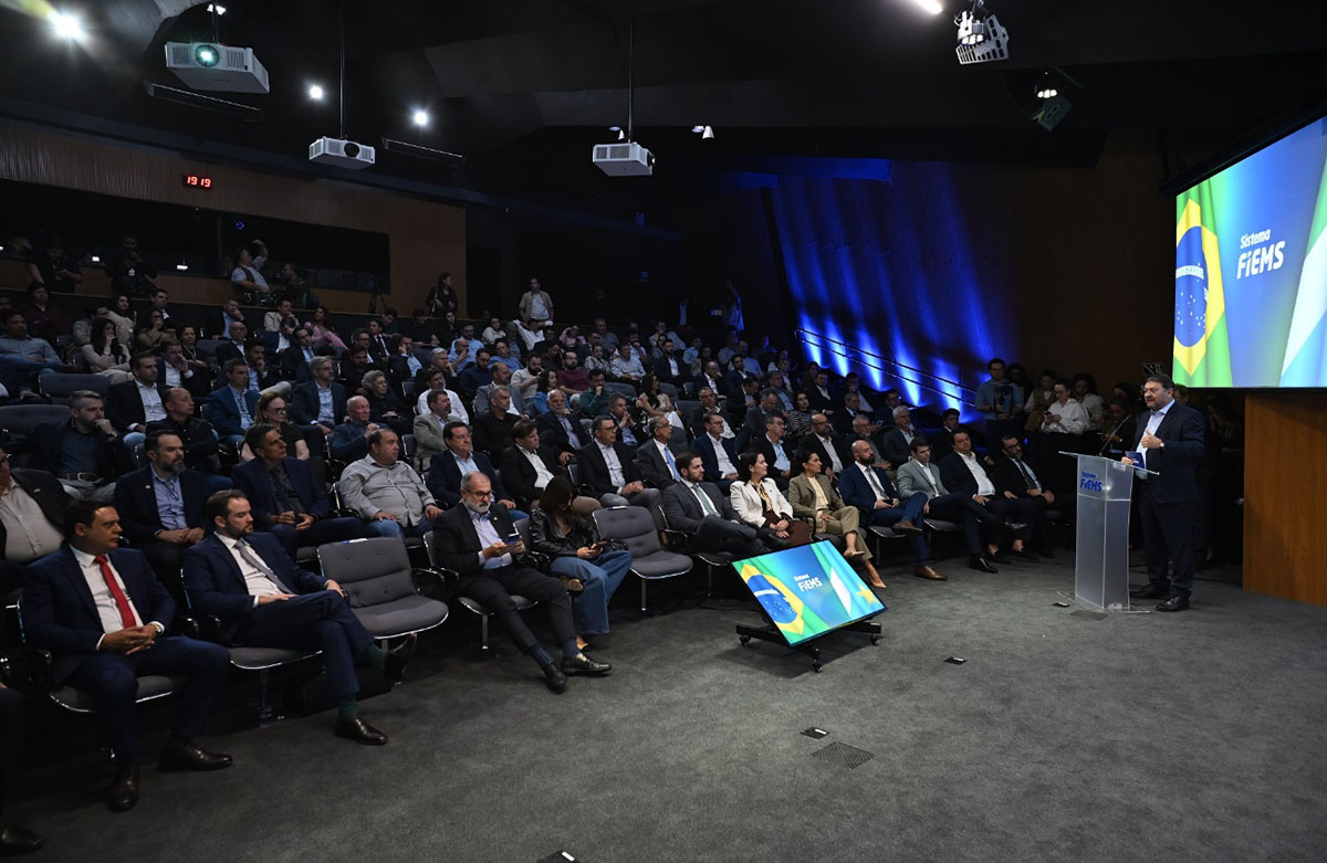 Fiems leva demandas da indústria aos ministros da Fazenda e dos Transportes em encontro empresarial