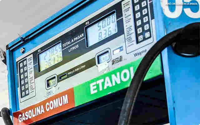 Gasolina com 32% de etanol passa a valer neste s&aacute;bado (1&ordm;)