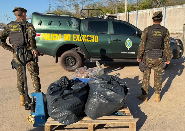 Opera&ccedil;&atilde;o interag&ecirc;ncias resulta em apreens&atilde;o de drogas e cerca de 3 toneladas de mercadorias irregulares em Corumb&aacute;