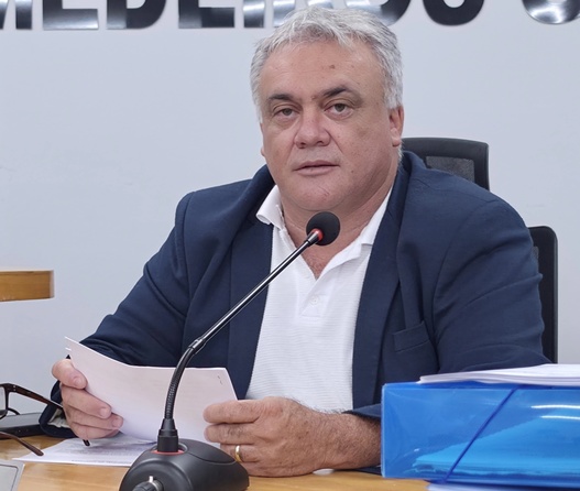 Pavimenta&ccedil;&atilde;o da Luiz Feitosa, no Jardim dos Estados, &eacute; solicitada por Genilson, na C&acirc;mara