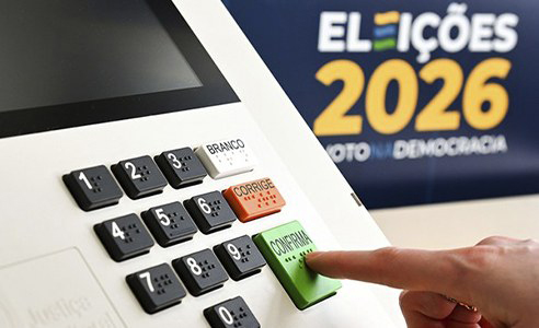 Urna eletr&ocirc;nica ganha nova interface para tornar vota&ccedil;&atilde;o mais acess&iacute;vel e intuitiva