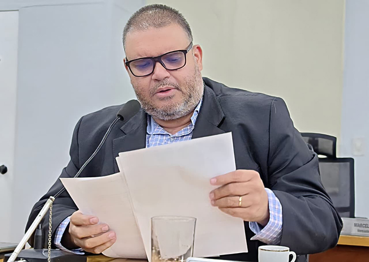 Jovan pleiteia novo campo de futebol gramado no Bairro Nossa Senhora de F&aacute;tima