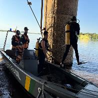 Marinha atua na limpeza das estruturas de capta&ccedil;&atilde;o de &aacute;gua em Corumb&aacute; 