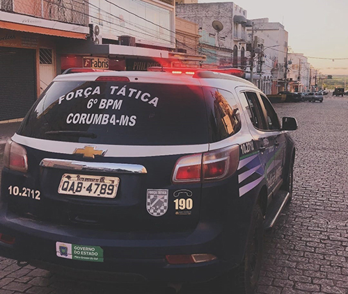 PM prende dois homens com mandados de prisão em aberto em Corumbá durante patrulhamento