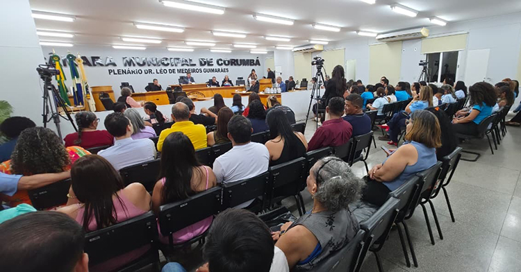 C&acirc;mara homenageia escolas municipais e estaduais com melhores desempenhos no IDEB