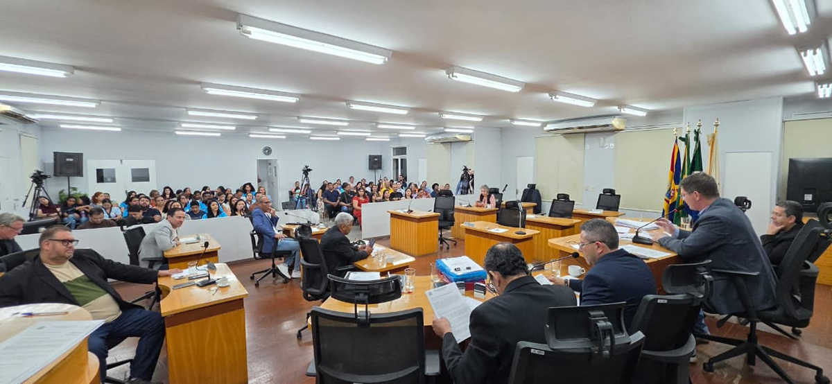 C&acirc;mara homenageia escolas municipais e estaduais com melhores desempenhos no IDEB