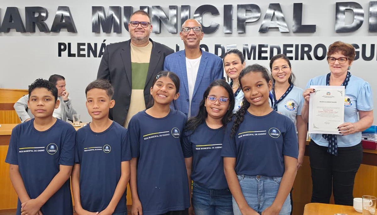 C&acirc;mara homenageia escolas municipais e estaduais com melhores desempenhos no IDEB